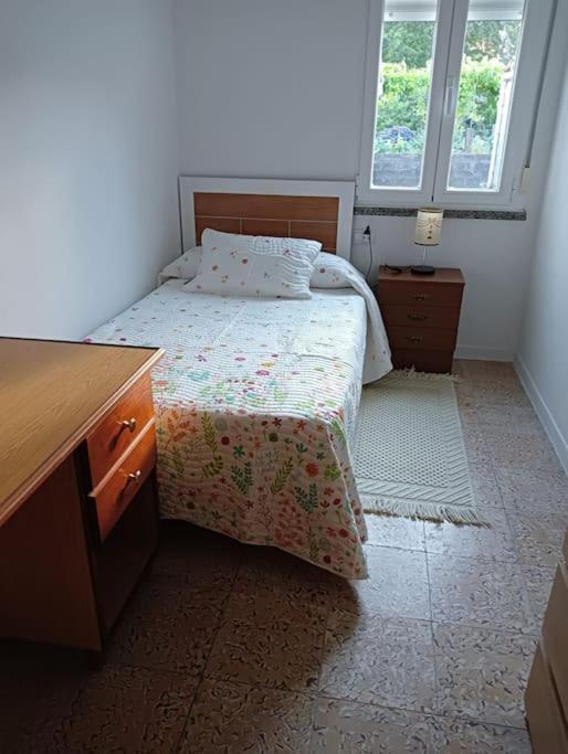 Outes Centro Apartment Сиера де Оутес Екстериор снимка