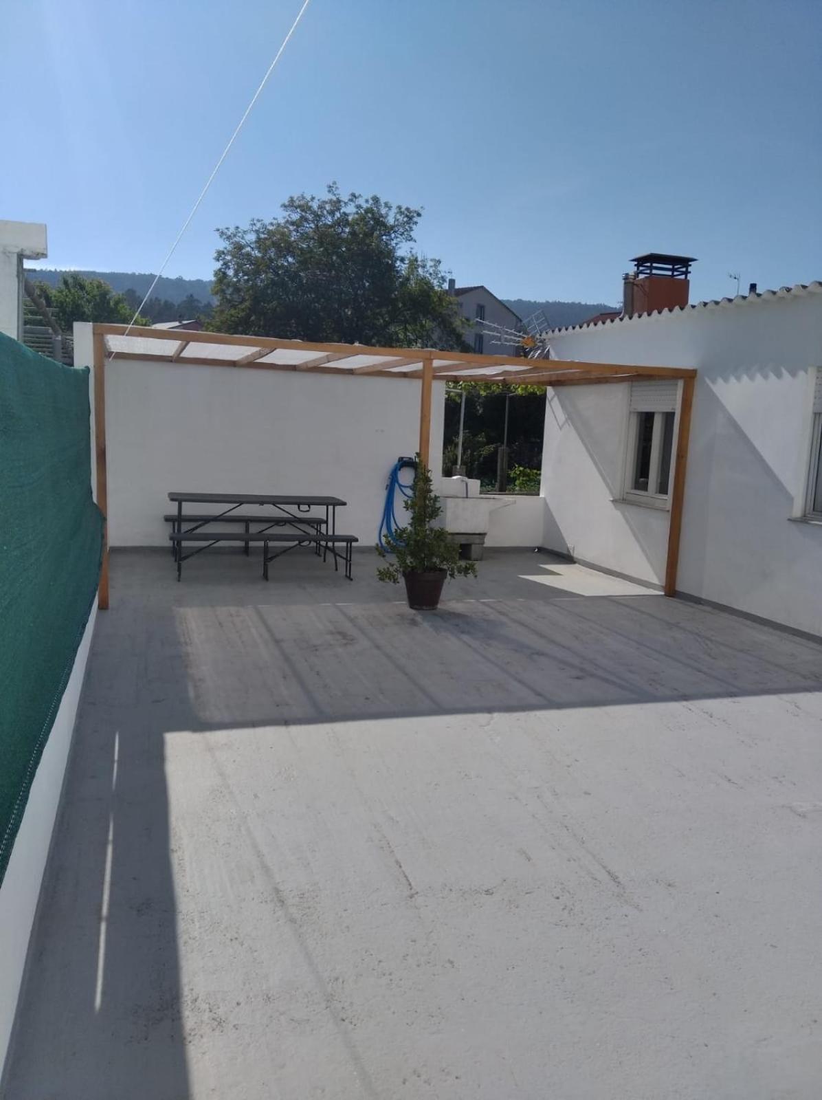 Outes Centro Apartment Сиера де Оутес Екстериор снимка